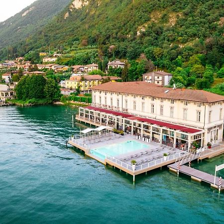 Araba Fenice Hotel Iseo Exterior photo