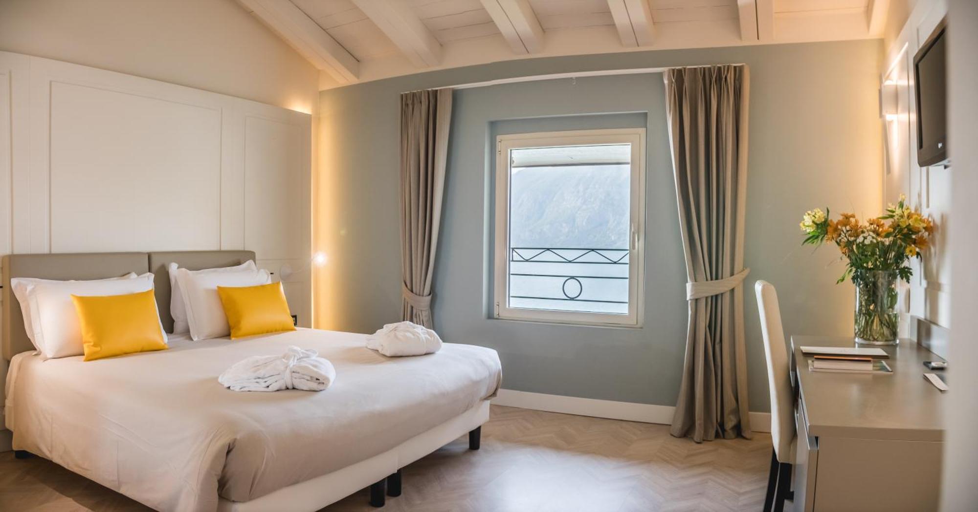 Araba Fenice Hotel Iseo Exterior photo
