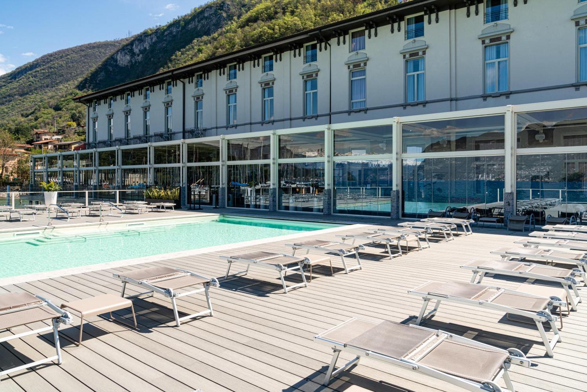 Araba Fenice Hotel Iseo Exterior photo
