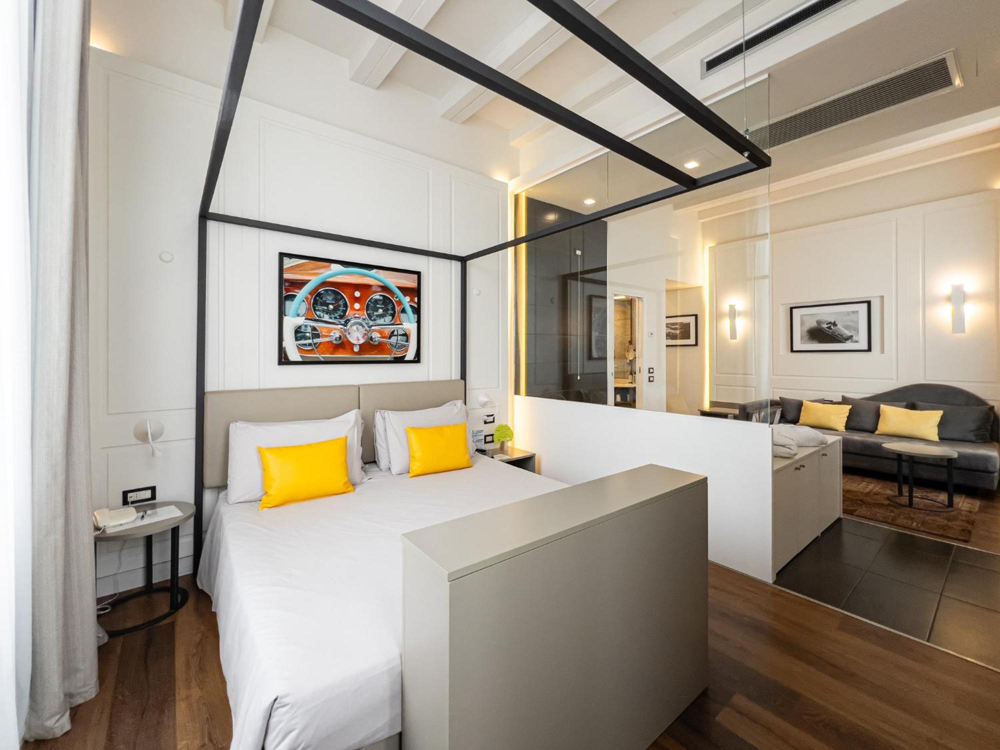 Araba Fenice Hotel Iseo Exterior photo