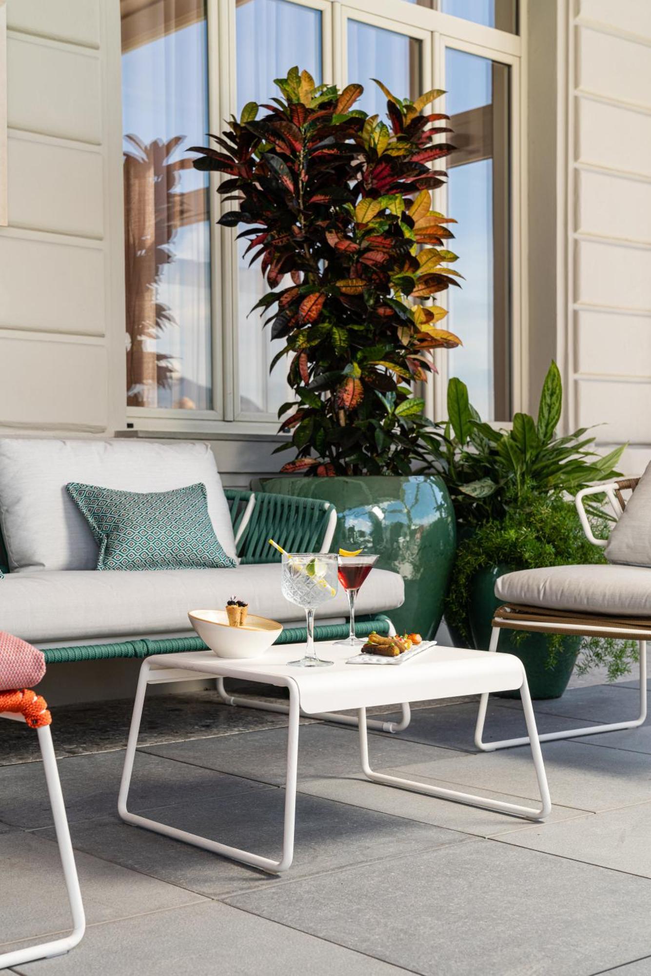 Araba Fenice Hotel Iseo Exterior photo